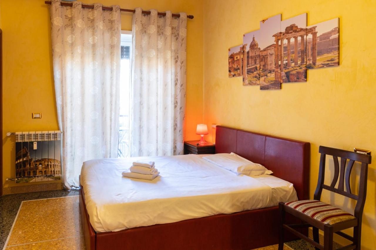 Cleopatra Hotel Рим Екстериор снимка