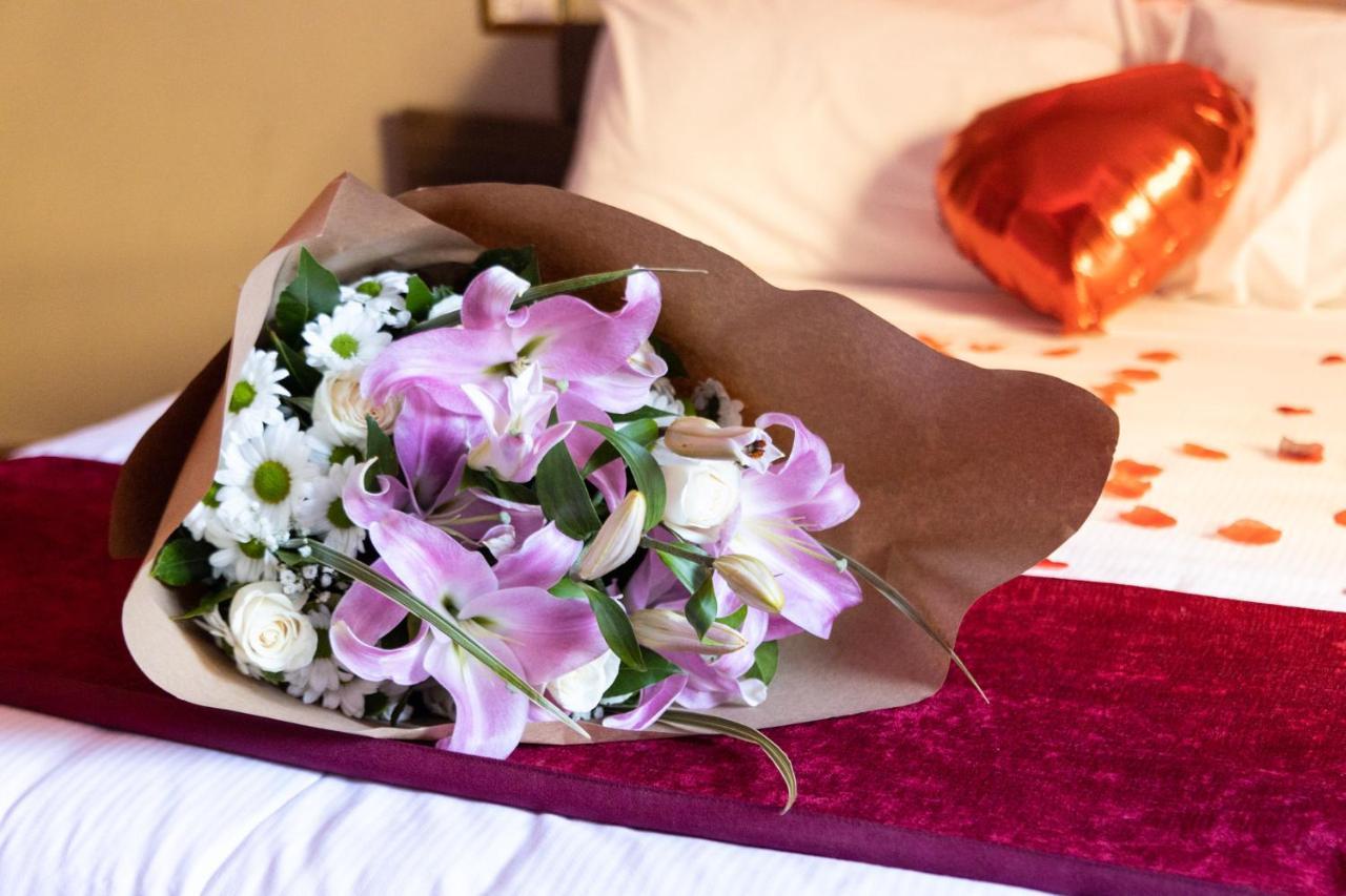 Cleopatra Hotel Рим Екстериор снимка