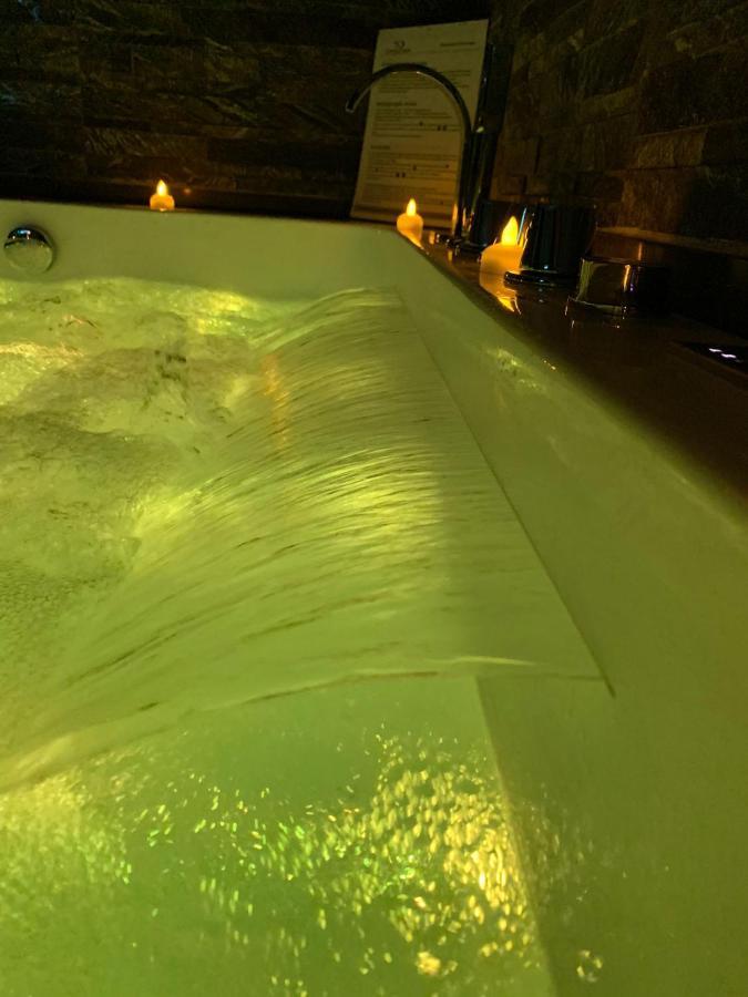 Cleopatra Hotel Рим Екстериор снимка