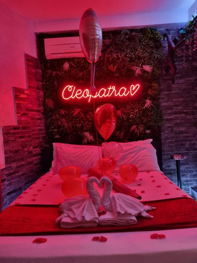 Cleopatra Hotel Рим Екстериор снимка